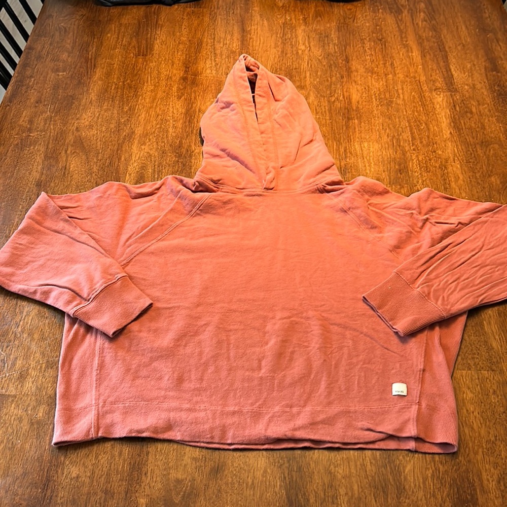 Vuori oversized crop hoodie (cotton)